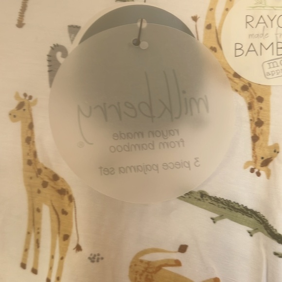 Milkberry 24 safari  animal 🦒 pj set 24m NWT - Picture 3 of 9